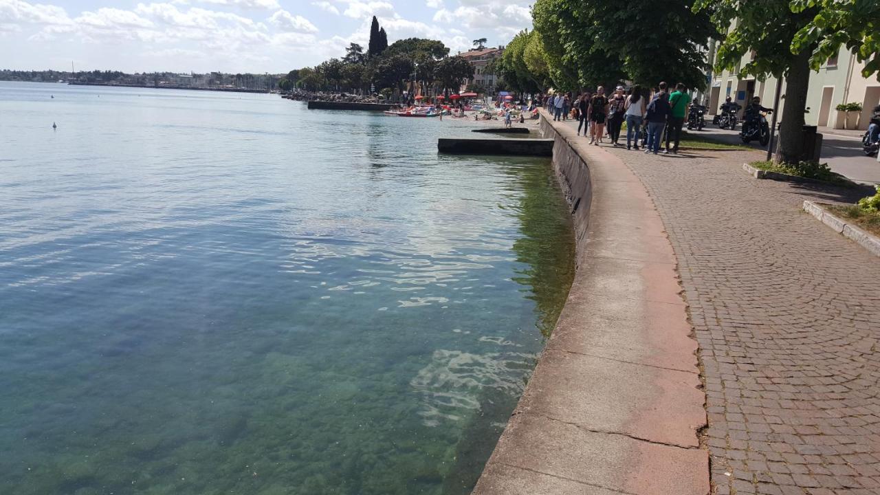 Le Rive Desenzano del Garda Exterior foto